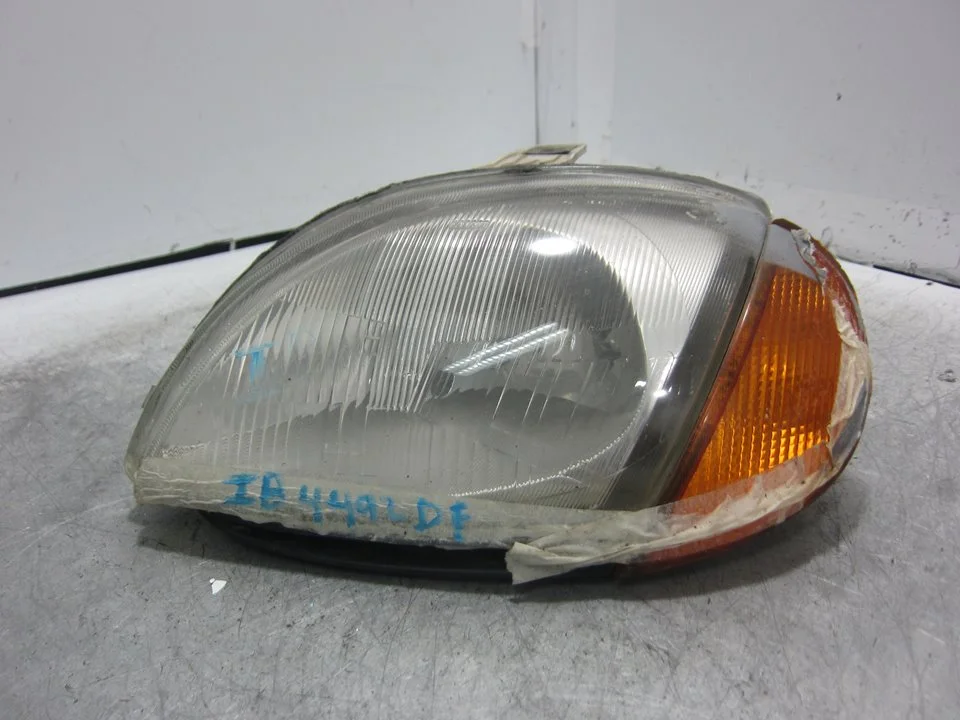 Foto de FARO IZQUIERDO FIAT SEICENTO (187) 0.9 CAT (39 CV / 29 KW) referencia 46769167