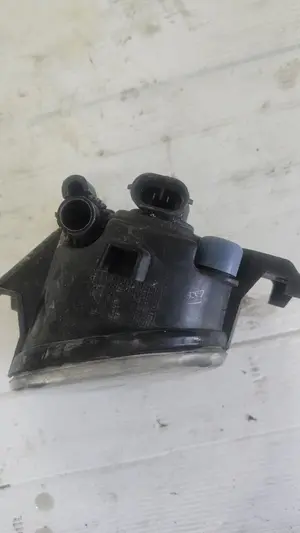 Foto de FARO ANTINIEBLA DERECHO NISSAN QASHQAI (J10) 2.0 16V CAT (141 CV / 104 KW) referencia 8920642 foto 4