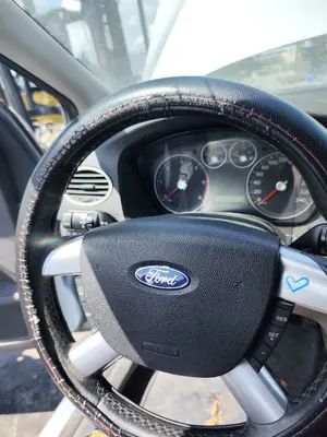 Foto de AIRBAG DELANTERO IZQUIERDO FORD FOCUS BERLINA (CAP) 1.6 TDCi CAT (90 CV / 66 KW)