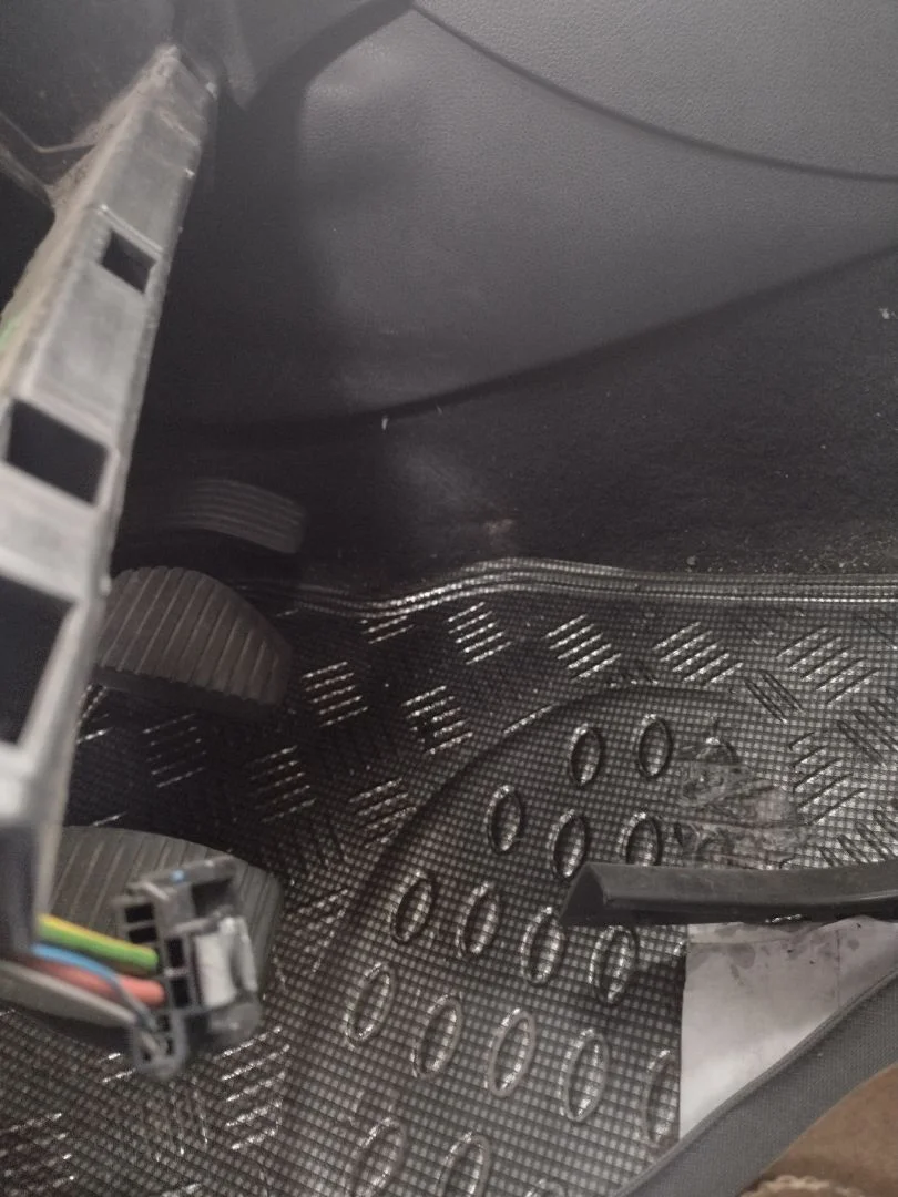 Foto de PEDAL ACELERADOR PEUGEOT 308 1.6 16V HDi FAP (92 CV / 68 KW)