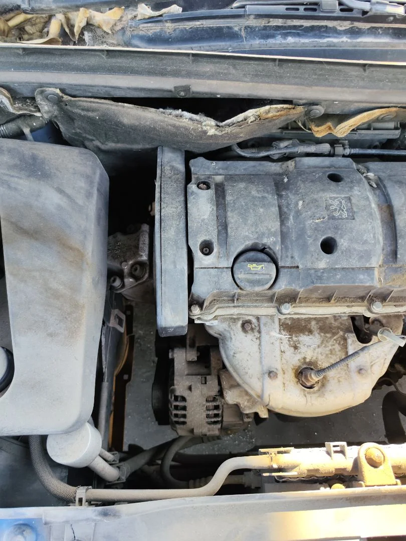 Foto de MOTOR COMPLETO PEUGEOT 307 (S1)(04.2001) 1.6 16V CAT (109 CV / 80 KW) referencia NFU