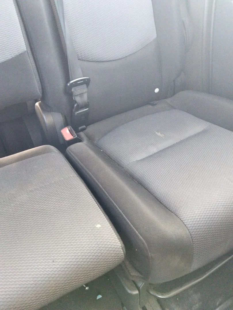Foto de ENGANCHE CINTURON TRASERO IZQUIERDO MAZDA 5 BERLINA (CR)