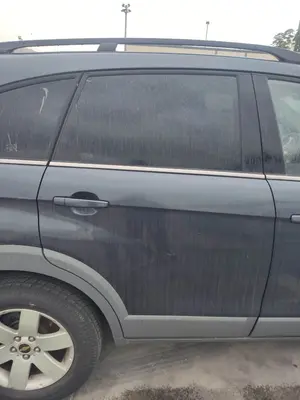 Foto de PUERTA TRASERA DERECHA CHEVROLET CAPTIVA 2.0 Diesel CAT (150 CV / 110 KW) referencia 94543753