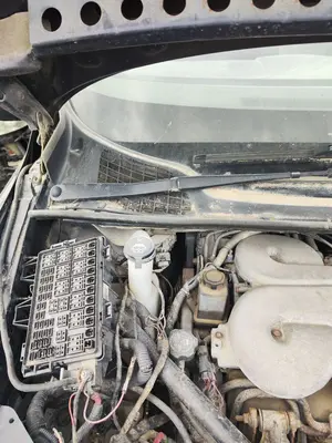 Foto de BRAZO LIMPIA DELANTERO DERECHO CHEVROLET UPLANDER 3.880 cc (243 CV / 181,20 KW)