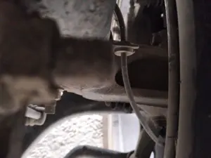 Foto de MANGUETA DELANTERA IZQUIERDA NISSAN QASHQAI (J11E) 1.2 16V CAT (116 CV / 85 KW)