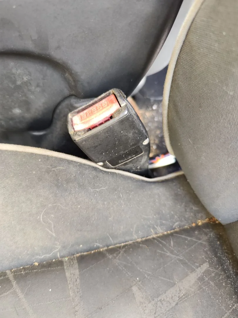 Foto de PRETENSOR AIRBAG IZQUIERDO RENAULT SCENIC II (JM) 1.9 dCi Diesel (120 CV / 88 KW)