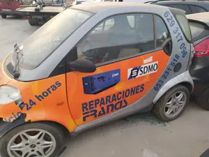 Foto de PUERTA DELANTERA IZQUIERDA SMART CITY-COUPE 0.6 Turbo CAT (54 CV / 40 KW)