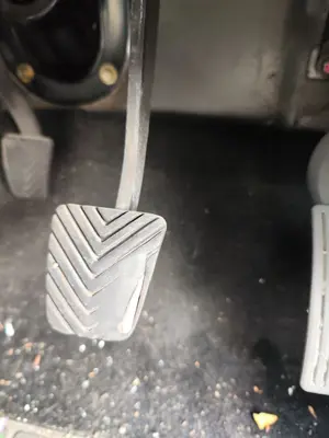 Foto de PEDAL EMBRAGUE HYUNDAI TERRACAN (HP) 2.9 CRDi CAT (150 CV / 110 KW)