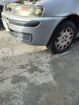 Foto de PARAGOLPES DELANTERO FIAT II PUNTO (188) BERLINA 1.2 CAT (60 CV / 44 KW) foto 3