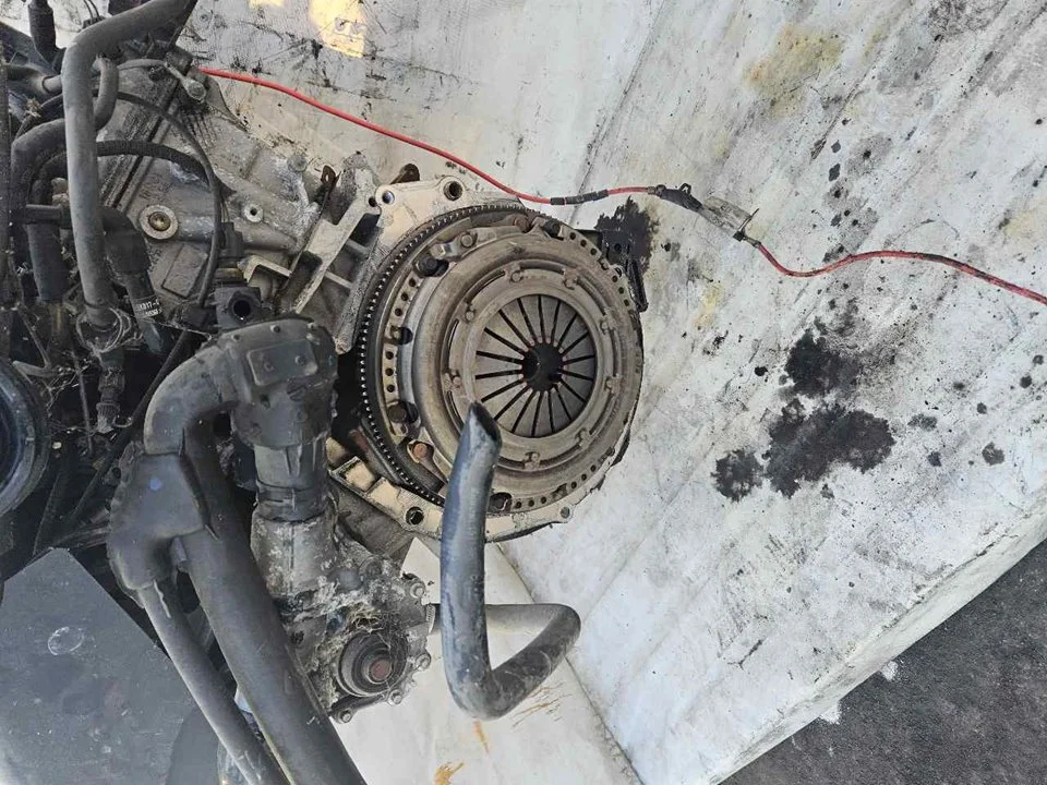 Foto de MOTOR COMPLETO FORD MONDEO BERLINA (GE) 2.5 V6 24V CAT (170 CV / 125 KW) referencia LCBD