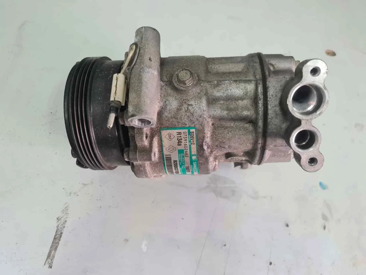Foto de COMPRESOR AIRE ACONDICIONADO RENAULT KANGOO I (F/KC0) referencia 8200037058