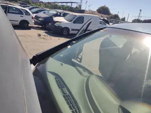 Foto de BRAZO LIMPIA DELANTERO DERECHO SEAT ALTEA (5P1) 2.0 TDI (140 CV / 103 KW) referencia 5P0955410E 03C