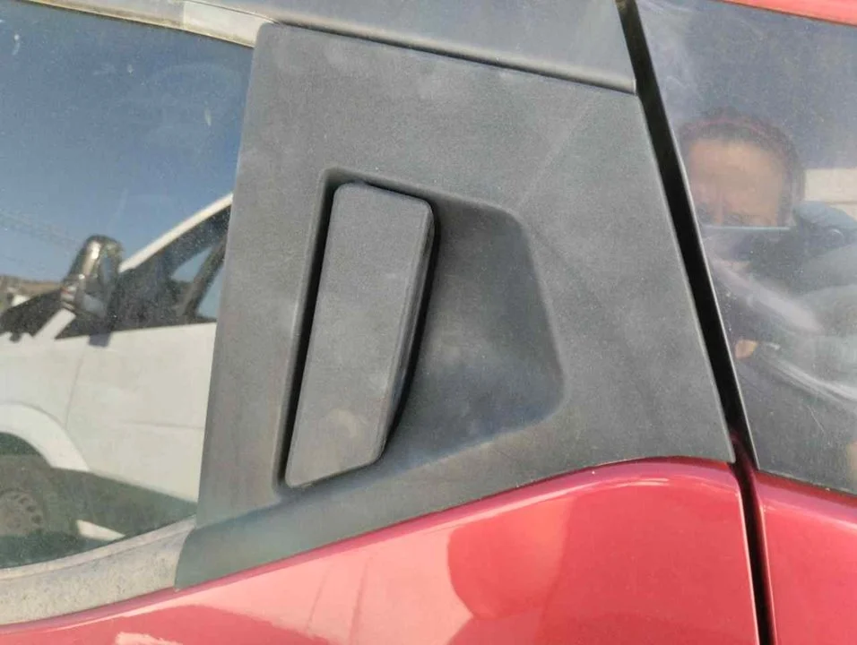 Foto de MANETA EXTERIOR TRASERA IZQUIERDA NISSAN MICRA (K14) 0.9 CAT (90 CV / 66 KW)
