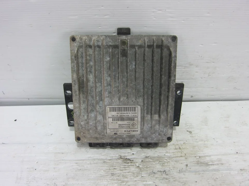 Foto de CENTRALITA MOTOR UCE RENAULT MODUS I 1.5 dCi Diesel (82 CV / 60 KW) referencia 8200398934