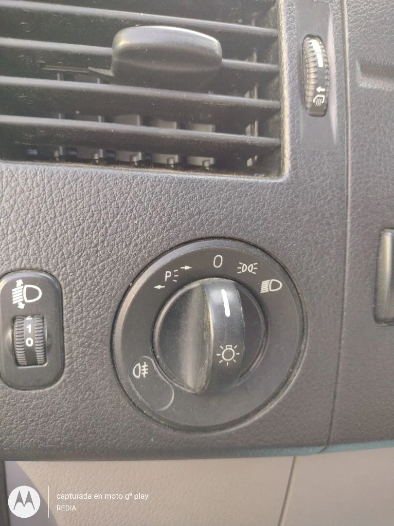 Foto de MANDO LUCES VOLKSWAGEN CRAFTER FURGÓN (2E) 2.5 TDI DPF (109 CV / 80 KW)