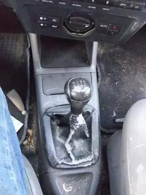 Foto de PALANCA CAMBIO SEAT IBIZA (6K1) 1.9 TDI (90 CV / 66 KW) referencia 1J0711112E