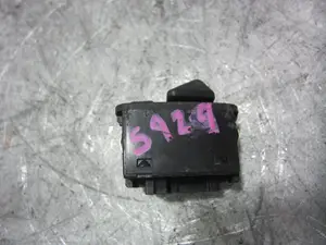 Foto de MANDO RETROVISOR BMW SERIE 3 BERLINA (E46) 3.0 24V Turbodiesel CAT (184 CV / 135 KW) referencia 03200500 foto 5