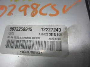 Foto de CENTRALITA MOTOR UCE OPEL MERIVA 1.7 16V DTI CAT (Y 17 DT / LR6) (75 CV / 55 KW) referencia 8973258945 foto 3