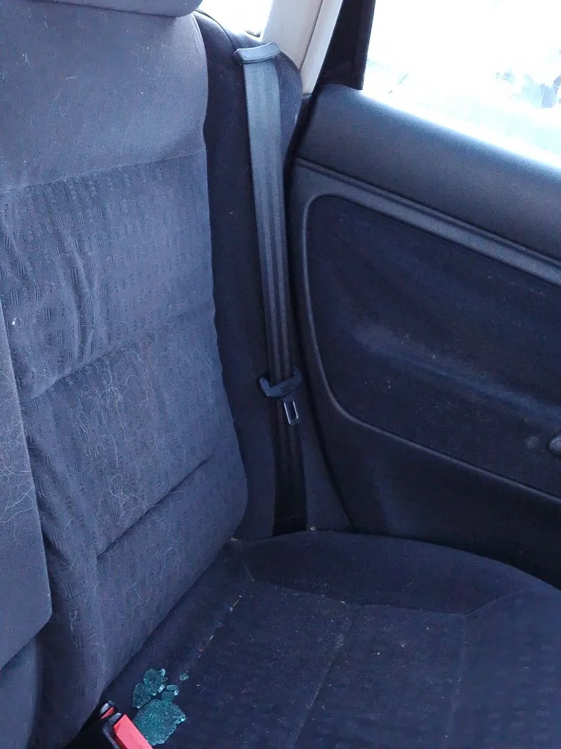 Foto de CINTURON SEGURIDAD TRASERO DERECHO VOLKSWAGEN PASSAT BERLINA (3B3) 1.9 TDI (131 CV / 96 KW)