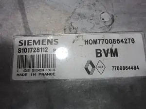 Foto de CENTRALITA MOTOR UCE RENAULT 19 (B/C/L53) referencia 7700864484 foto 4