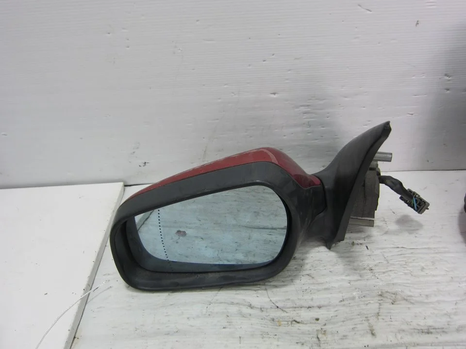 Foto de RETROVISOR IZQUIERDO CITROEN XSARA BERLINA 2.0 HDi (109 CV / 80 KW) referencia 9636882277