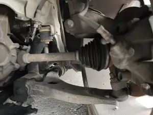 Foto de BRAZO SUSPENSION DELANTERO IZQUIERDO FORD FOCUS BERLINA (CAP) 1.6 TDCi CAT (90 CV / 66 KW)
