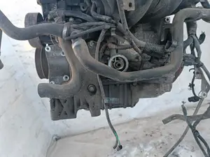 Foto de DESPIECE MOTOR FORD FOCUS BERLINA (CAP) 1.6 16V CAT (101 CV / 74 KW) referencia HWDA foto 5