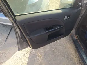 Foto de RETENEDOR PUERTA FORD MONDEO BERLINA (GE) 2.0 TDCi CAT (131 CV / 96 KW) referencia 4736917 foto 3