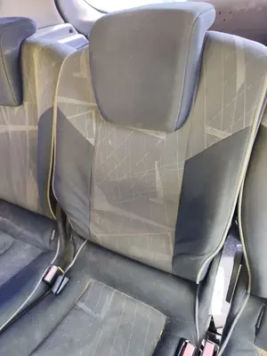 Foto de ASIENTO TRASERO MEDIO RENAULT SCENIC II (JM) 1.9 dCi Diesel (120 CV / 88 KW) foto 2