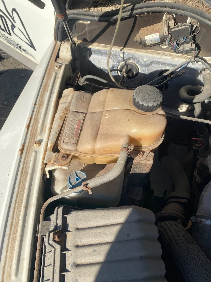 Foto de DEPOSITO EXPANSION SSANGYONG KORANDO 2.9 Turbodiesel CAT (120 CV / 88 KW)