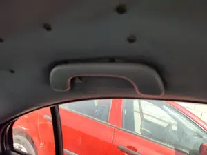 Foto de ASIDERO TECHO TRASERO IZQUIERDO NISSAN PRIMERA BERLINA (P12) 1.9 16V Turbodiesel CAT (120 CV / 88 KW) referencia 73940AV710
