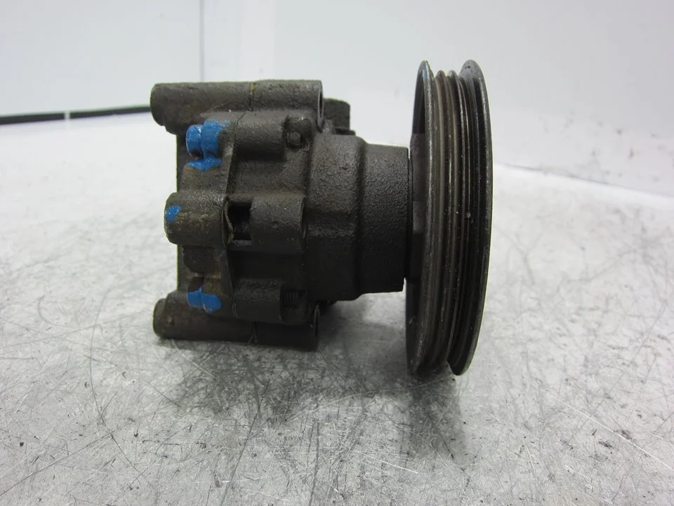 Foto de BOMBA DIRECCION LAND ROVER FREELANDER (LN)(01.1998) 1.8 CAT (120 CV / 88 KW) referencia PQR10020