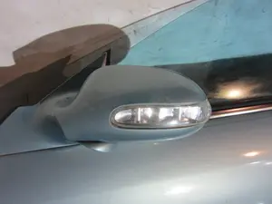 Foto de RETROVISOR IZQUIERDO MERCEDES-BENZ CLK (BM 209) CABRIO 3.2 V6 18V CAT (218 CV / 160 KW) foto 4