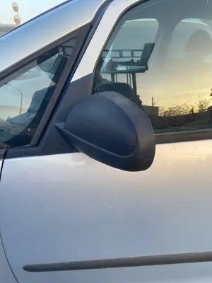 Foto de RETROVISOR IZQUIERDO MITSUBISHI COLT CZ3 BERL. 5 (Z30A) 1.3 CAT (95 CV / 70 KW) referencia 7632A163 foto 2