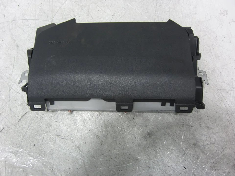 Foto de AIRBAG DELANTERO DERECHO TOYOTA RAV4 referencia 0589-P1-001058