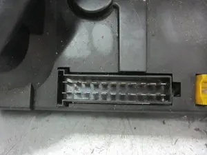 Foto de MANDO CALEFACCION / AIRE ACONDICIONADO OPEL VECTRA B BERLINA 2.0 DTI (101 CV / 74 KW) referencia 69262205 foto 2
