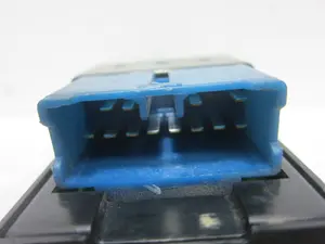 Foto de MANDO ELEVALUNAS DELANTERO IZQUIERDO DAEWOO REZZO 1.6 CAT (105 CV / 77 KW) referencia 96264403 foto 5