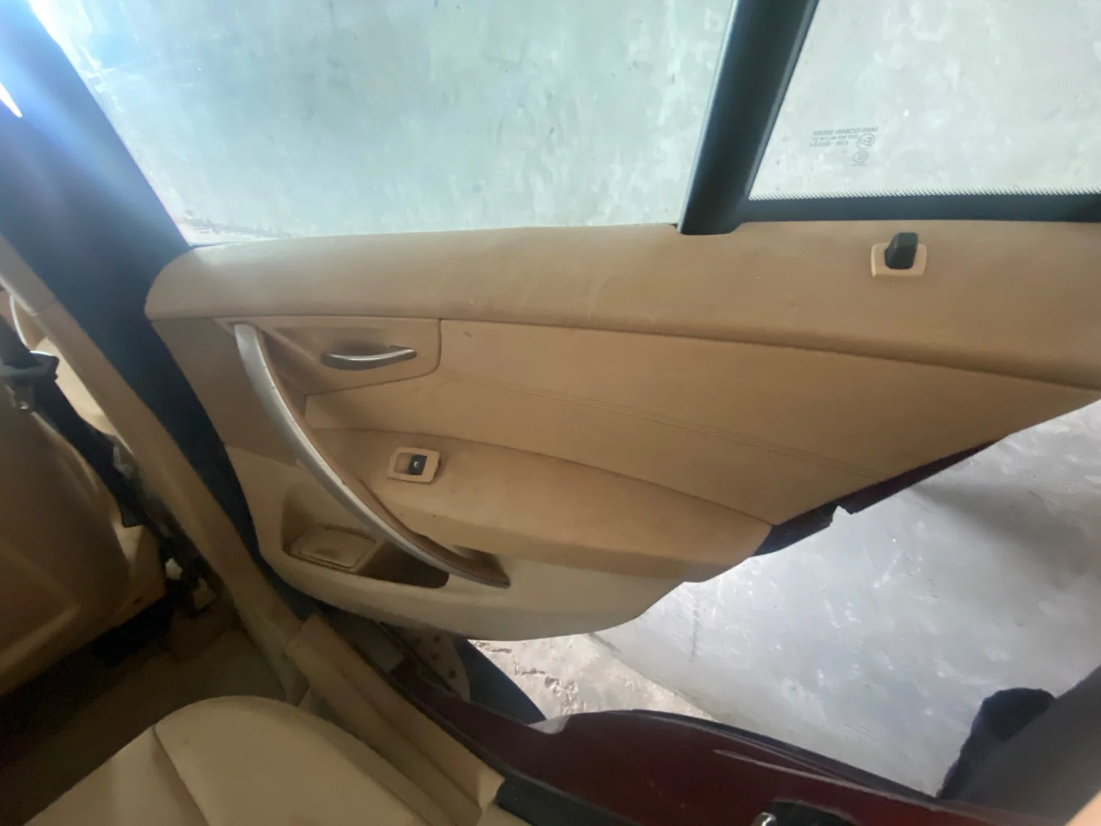 Foto de GUARNECIDO PUERTA TRASERA DERECHA BMW SERIE X3 (E83) 2.0 Turbodiesel CAT (177 CV / 130 KW)