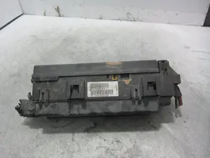 Foto de CAJA RELES / FUSIBLES JEEP GRAND CHEROKEE (WJ/WG) 2.7 CRD CAT (163 CV / 120 KW) referencia P56050255AB foto 4