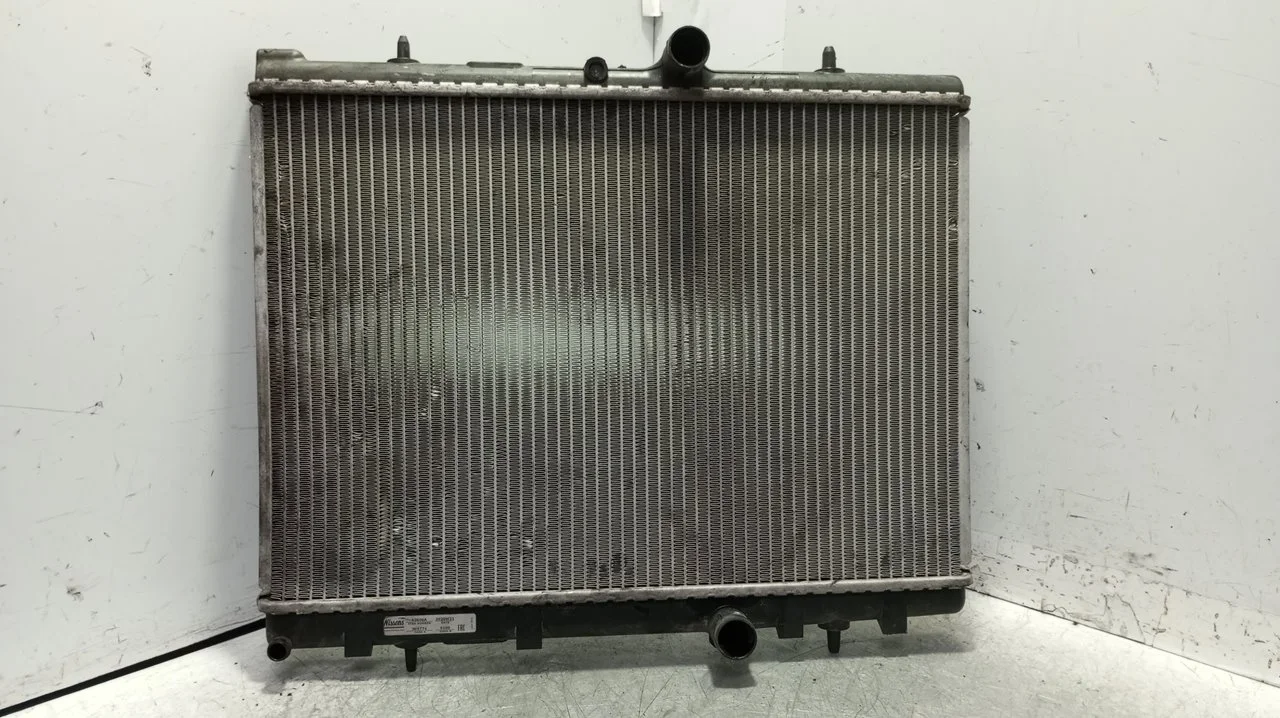 Foto de RADIADOR AGUA PEUGEOT 5008 1.6 HDi FAP (112 CV / 82 KW) referencia 63606A