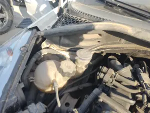 Foto de DEPOSITO LIMPIA PEUGEOT 207 1.6 HDi FAP CAT (9HZ / DV6TED4) (109 CV / 80 KW) referencia 6431F3