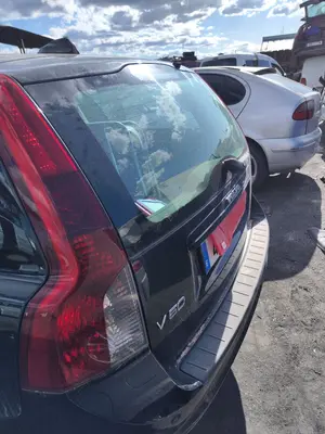 Foto de PORTON TRASERO VOLVO V50 FAMILIAR 2.0 Diesel CAT (136 CV / 100 KW) referencia 31218941 foto 3