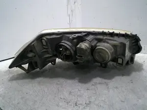 Foto de FARO IZQUIERDO RENAULT MEGANE II BERLINA 5P 1.5 dCi Diesel (82 CV / 60 KW) referencia 8200073220J foto 4