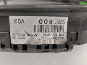 Foto de CUADRO INSTRUMENTOS VOLKSWAGEN POLO III (6N1) referencia 88311330 foto 5