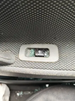 Foto de MANDO ELEVALUNAS TRASERO DERECHO CHEVROLET LACETTI 1.6 CAT (109 CV / 80 KW)