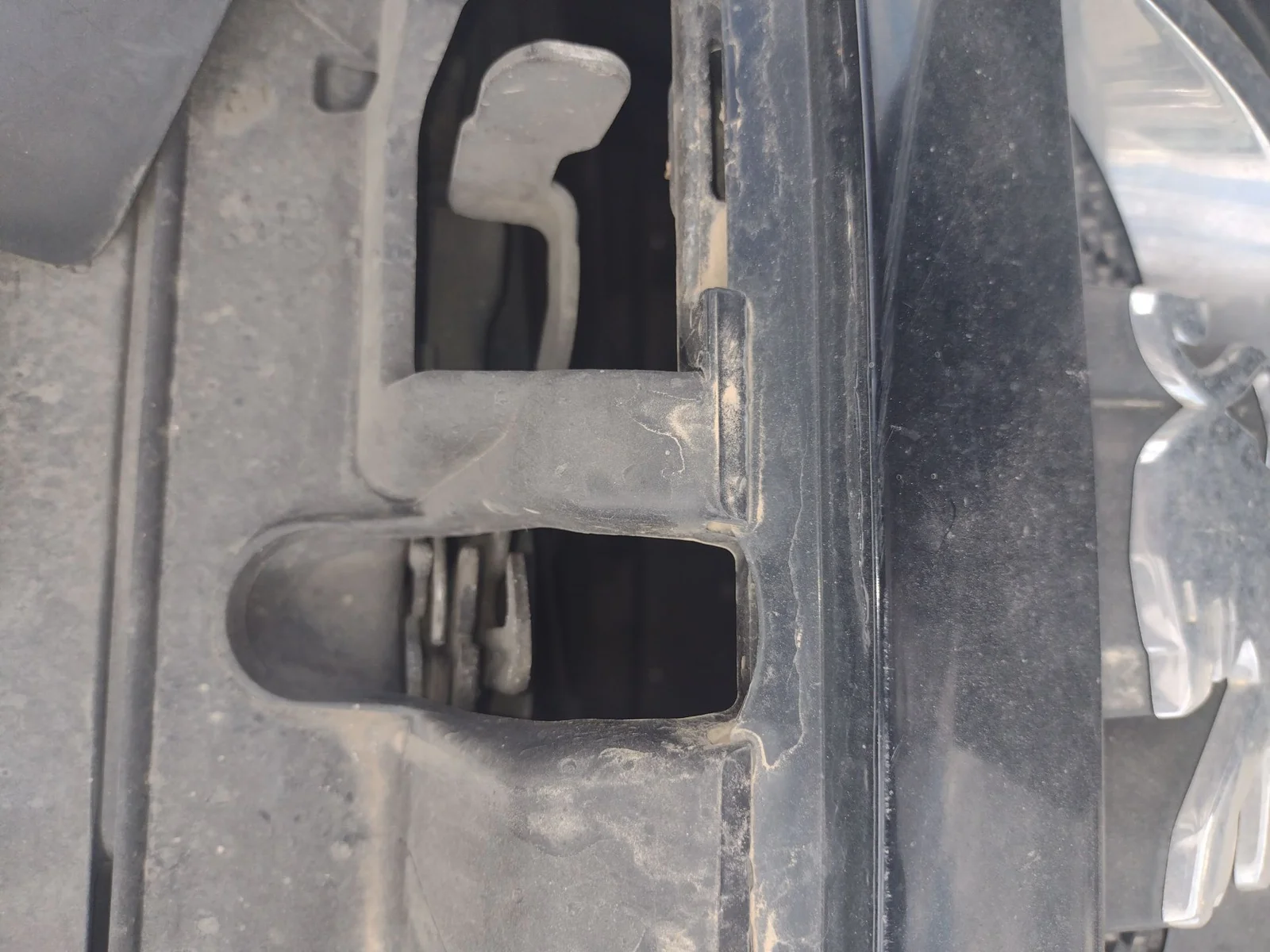 Foto de CERRADURA CAPO PEUGEOT 308 1.6 16V HDi (90 CV / 66 KW) referencia 9677850980