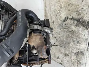 Foto de MOTOR COMPLETO CITROEN C5 BERLINA referencia 4HX
