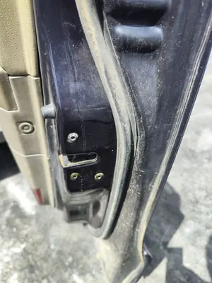 Foto de CERRADURA PUERTA DELANTERA DERECHA HYUNDAI SANTA FE (SM) 2.4 CAT (146 CV / 107 KW)