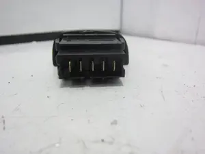 Foto de INTERRUPTOR RENAULT MEGANE I FASE 2 COUPE (DA...) 1.6 (107 CV / 79 KW) referencia 429993B foto 3