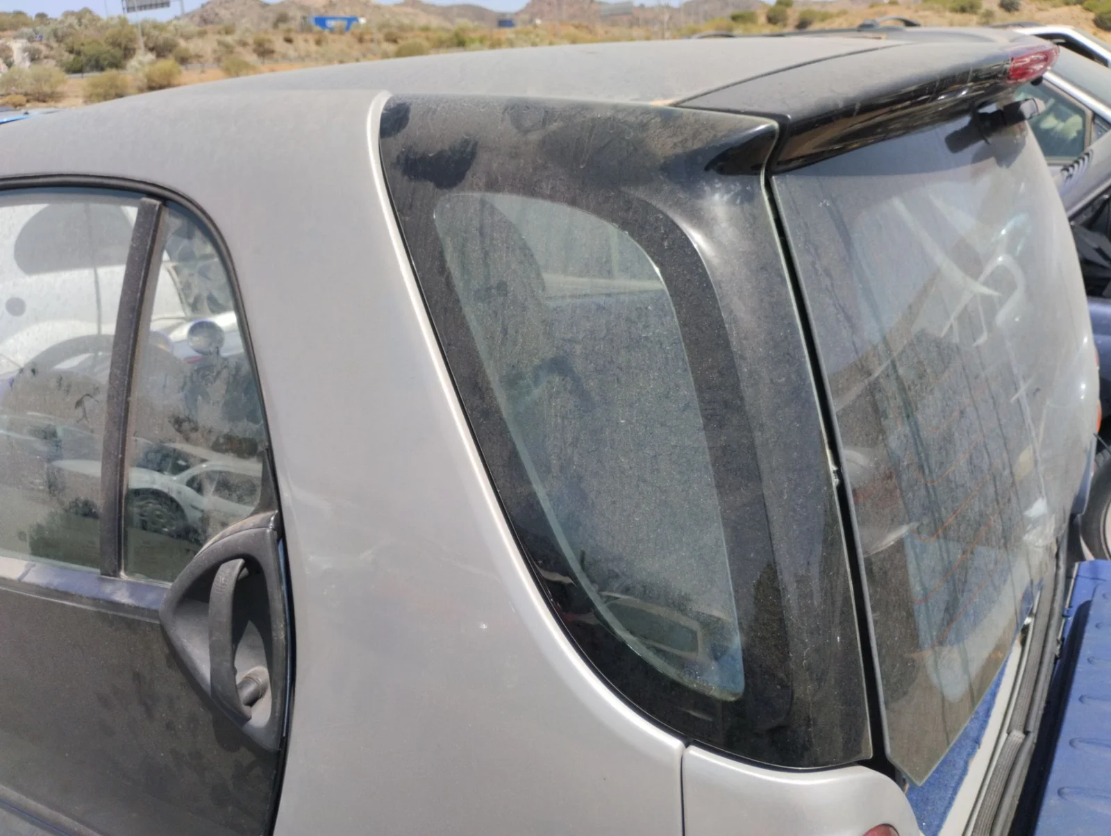 Foto de LUNA CUSTODIA TRASERA IZQUIERDA SMART CITY-COUPE 0.6 Turbo CAT (54 CV / 40 KW) referencia 43R001626